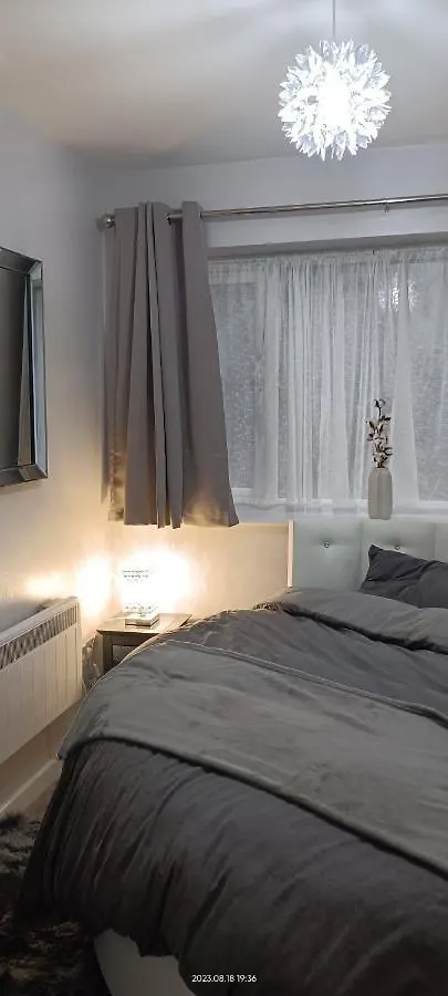 Lister Park Bradford Stylish 1Bed Coach House - Quiet & Tranquil Cottage & Parking Prázdninový dům
